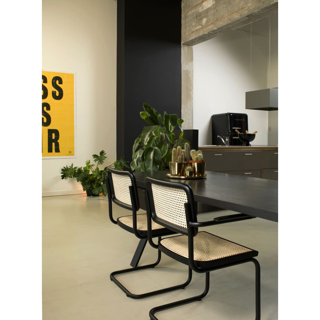 Juego de 4 sillas de comedor de ratán, negras, modelo Bas