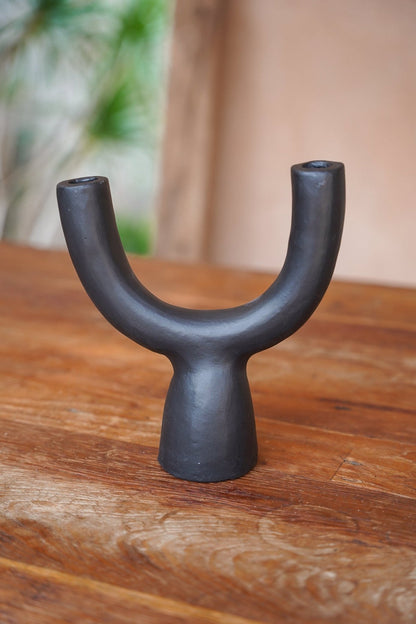 Candelabro negro - terracota - The Pohon