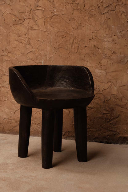 La silla baja Sit Happens - Nogal oscuro