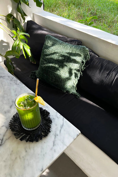 Posavasos de rafia con flecos - negro