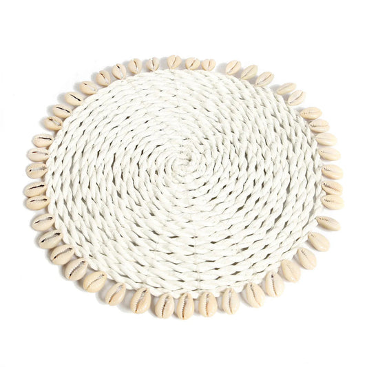 El salvamanteles de conchas de hierba marina - blanco