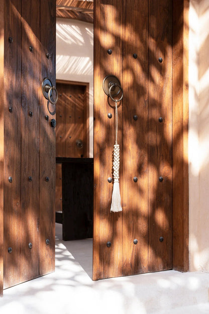 Cuentas de madera con borla de algodón - blanco natural