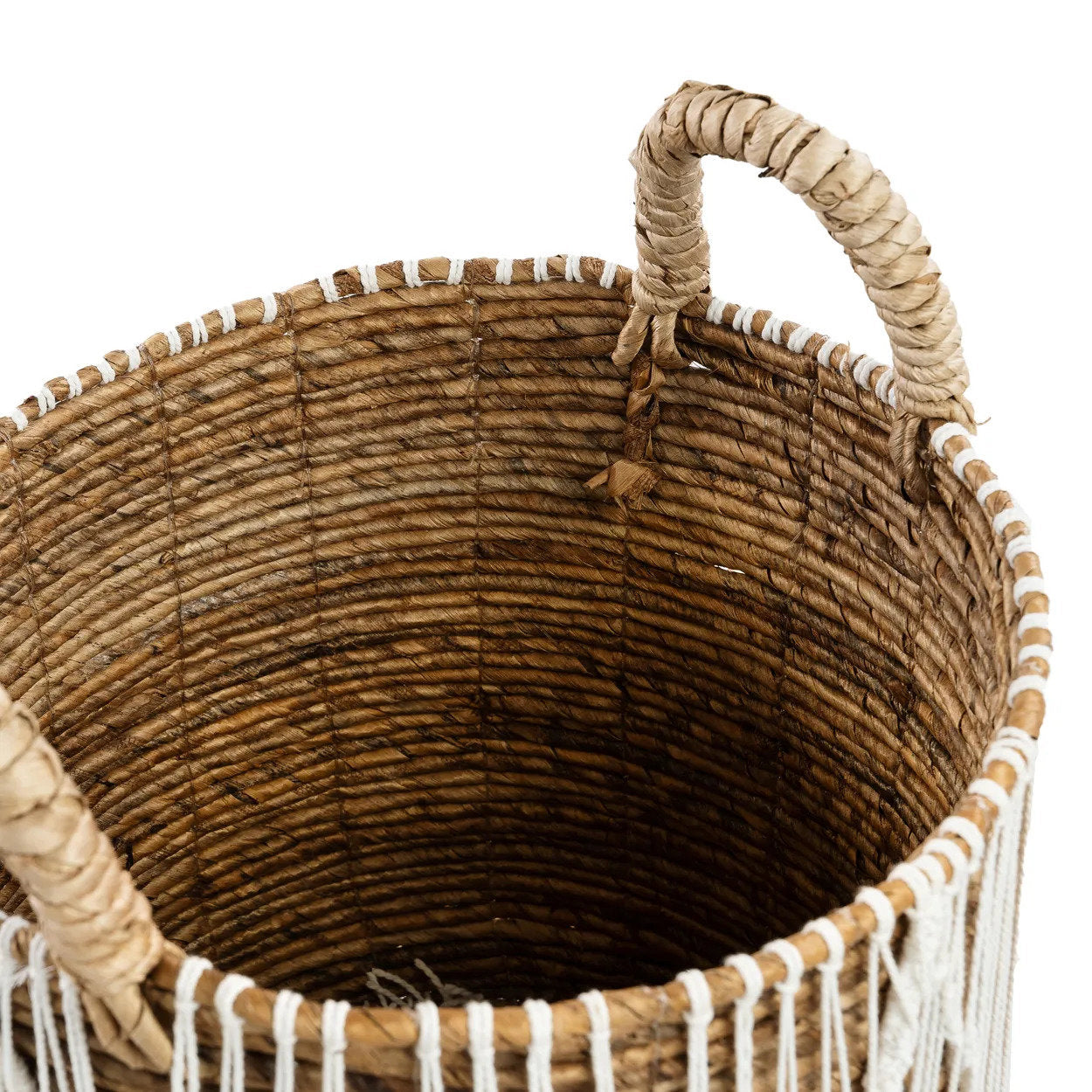 La cesta de macramé de punto recto - T
