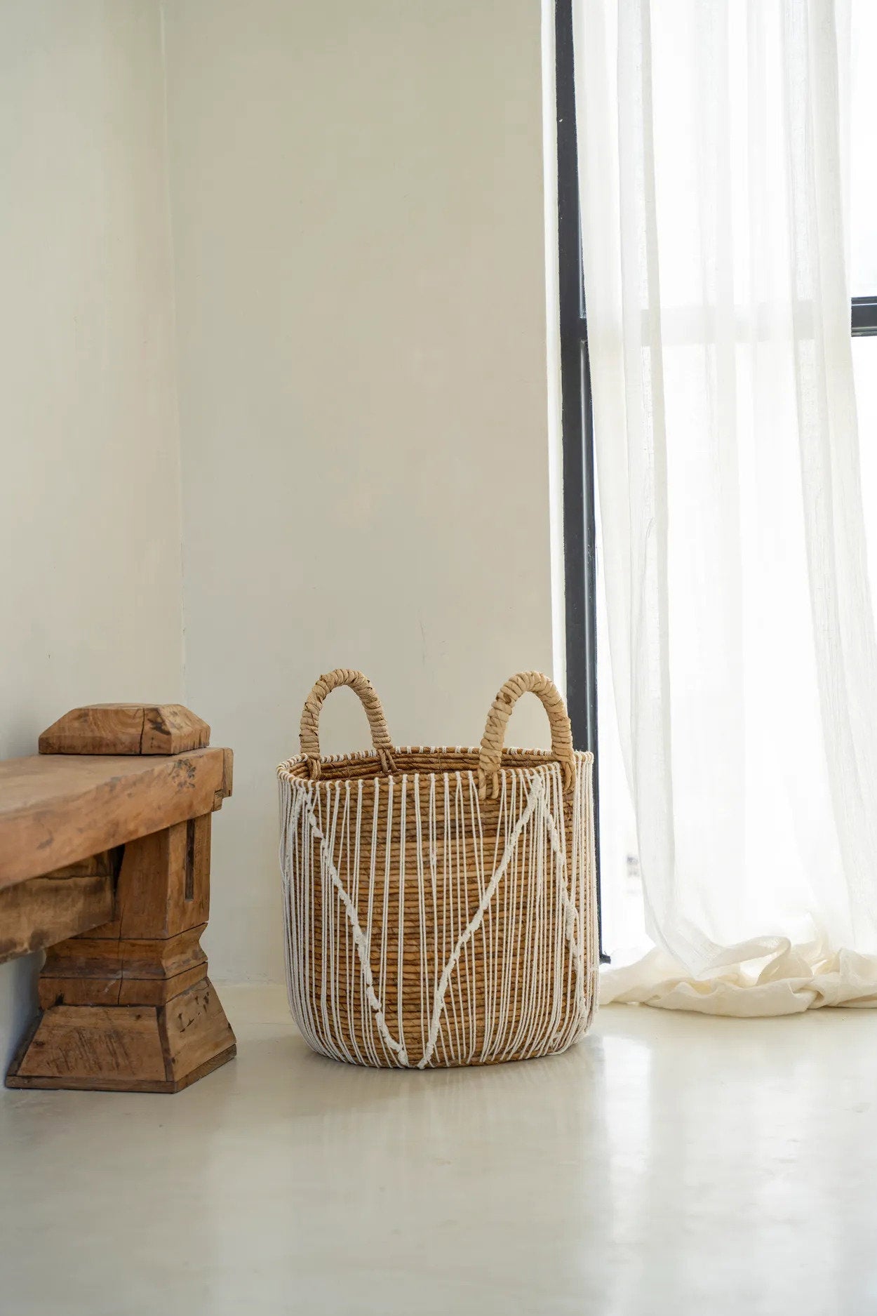 La cesta de macramé cosida recta - M