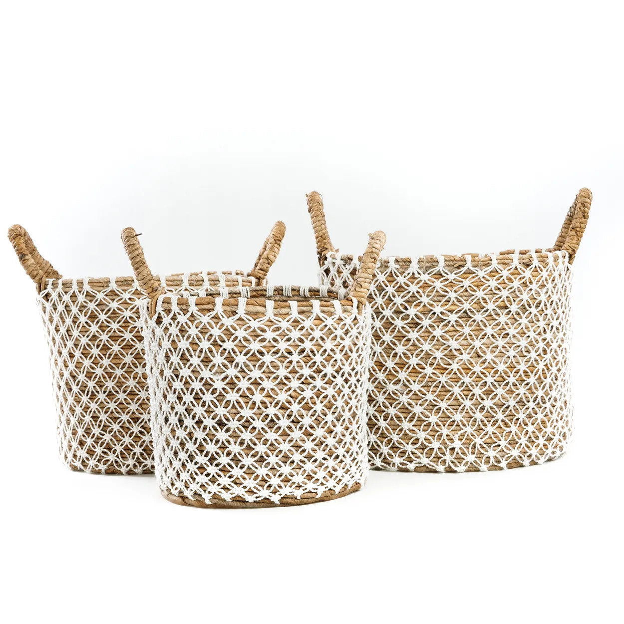 La cesta de macramé con punto de cruz - M