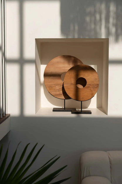 Disco de madera de teca sobre base - L