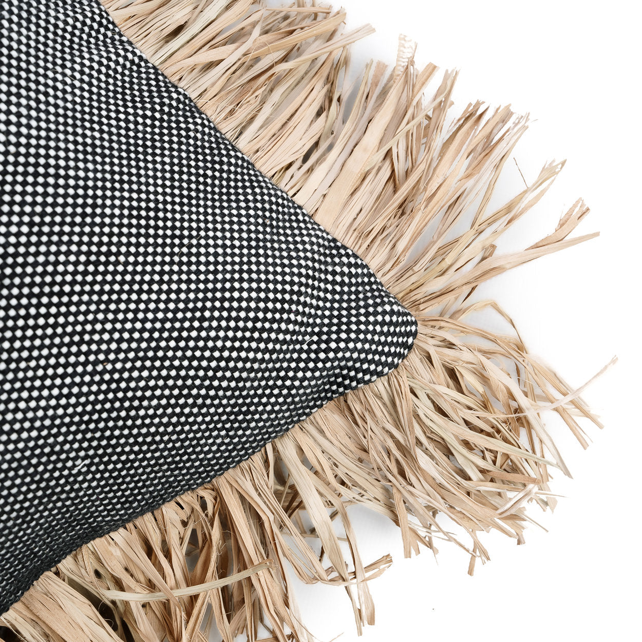 La funda de cojín Cotton Bonita - negro natural - 30x50