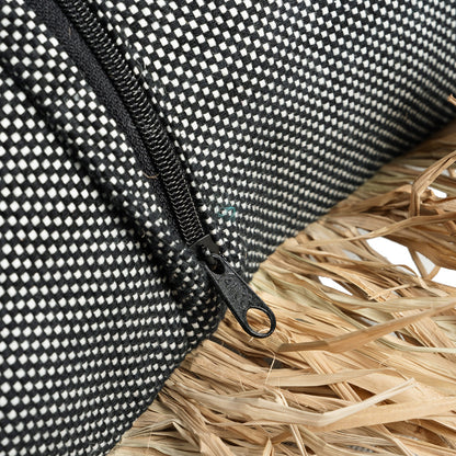 La funda de cojín Cotton Bonita - negro natural - 30x50