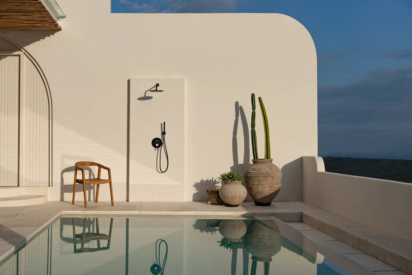 La silla de comedor Nihi Oka - exterior