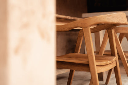 La silla de comedor Nihi Oka - exterior