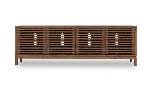 Mueble para televisor Tanner de madera de fresno de cuatro puertas en Roux